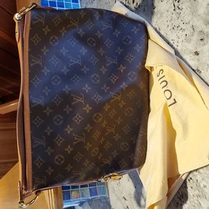 Delightful PM Authentic